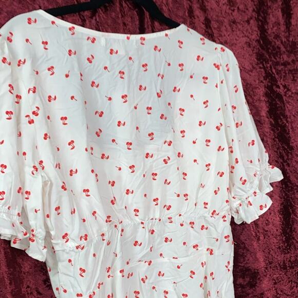 GOOD JANE  Eloise Cherry Pop Crop Top in White and Red - Picture 6 of 7